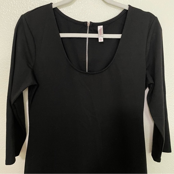 Bodycon Dress - Picture 2 of 4